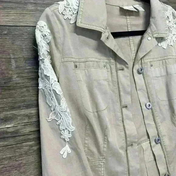 Chico’s women’s Beige Lace-Accent Jacket size 0 XS - Picture 5 of 5